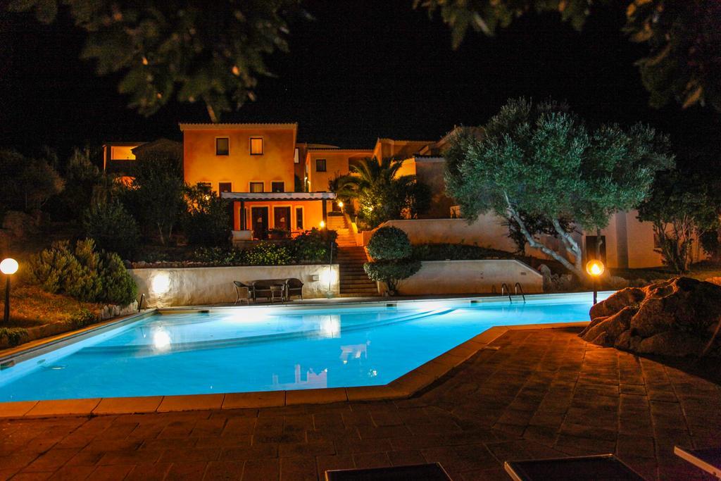 Hotel Micalosu Cannigione Exterior foto